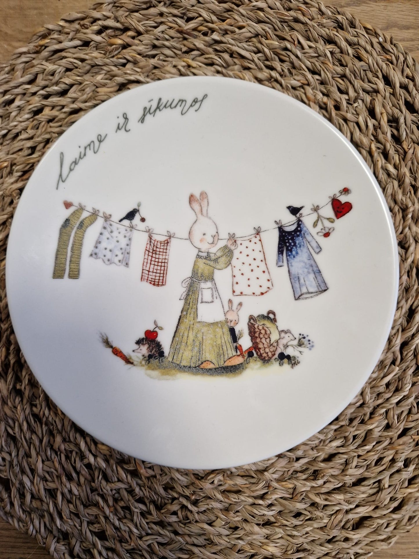 Porcelāna šķīvis - Laime ir sīkumos, D21cm