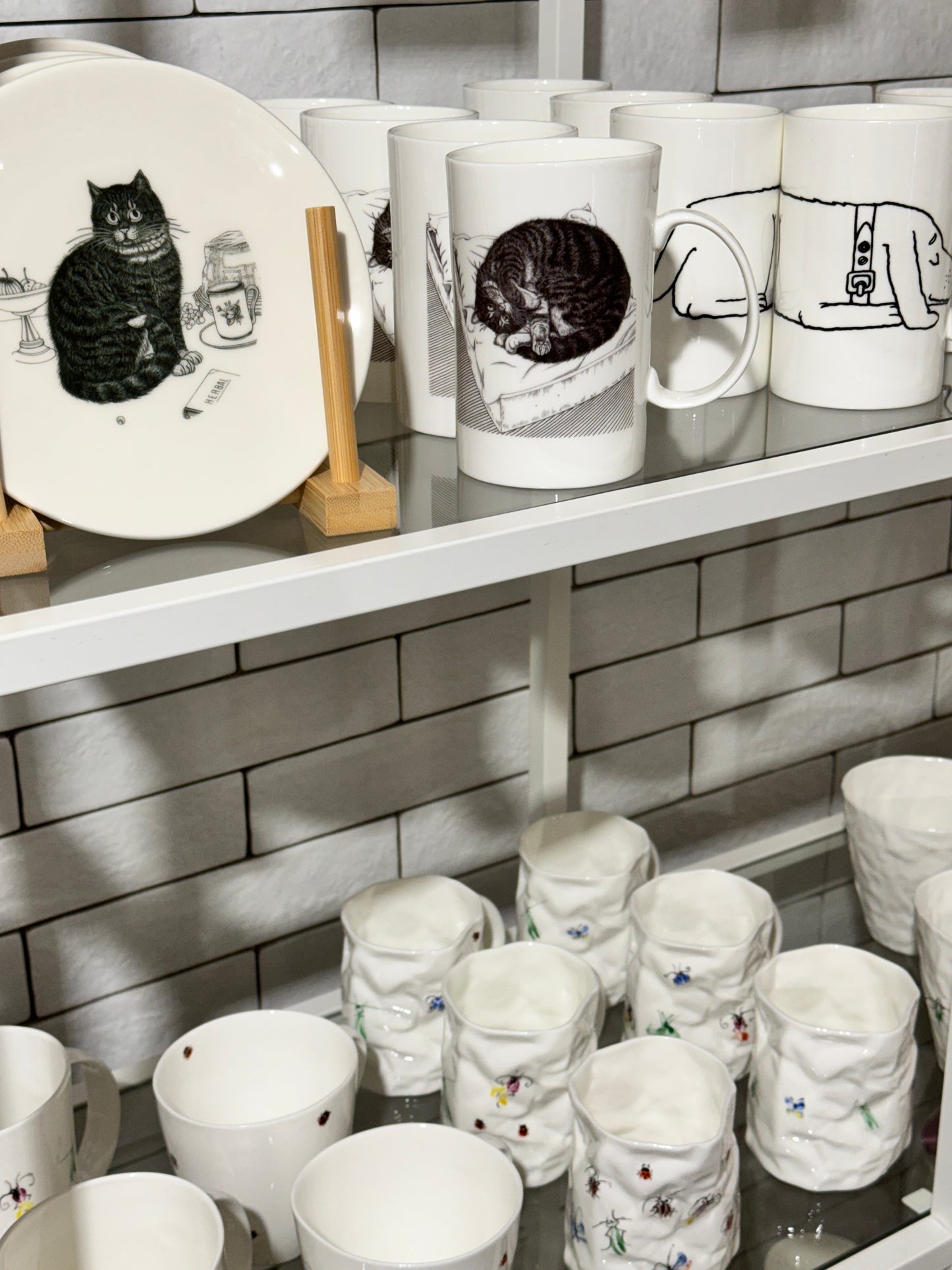 Piebalgas porcelāna krūze ar kaķi, 400ml