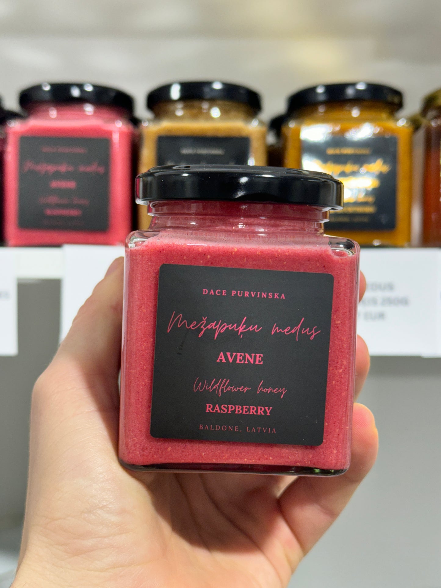Mežapuķu medus ar avenēm, 250g