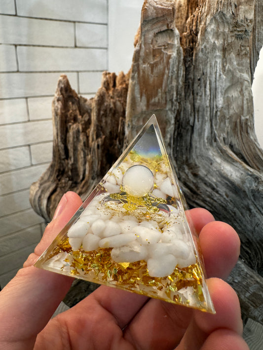 Kristāla piramīda - 4 veidi