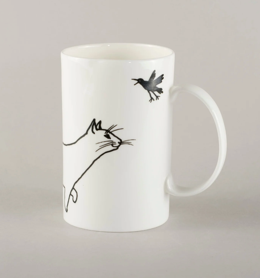 Piebalgas porcelāna krūze - Kaķis ar putnu, 400ml